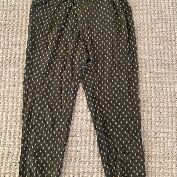 SOLD- Free people lightweight pants - Picture 3 of 5